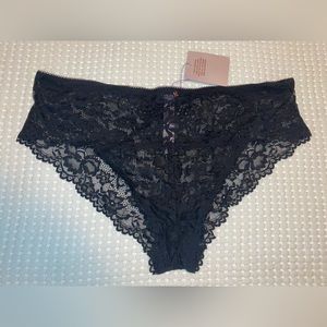 Mid rise floral lace cheeky panty savageX